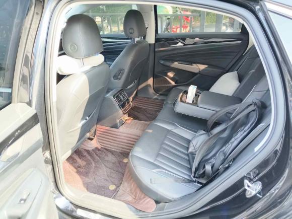 [广州·粤E] 二手大众帕萨特2023款 330TSI 星空精英版