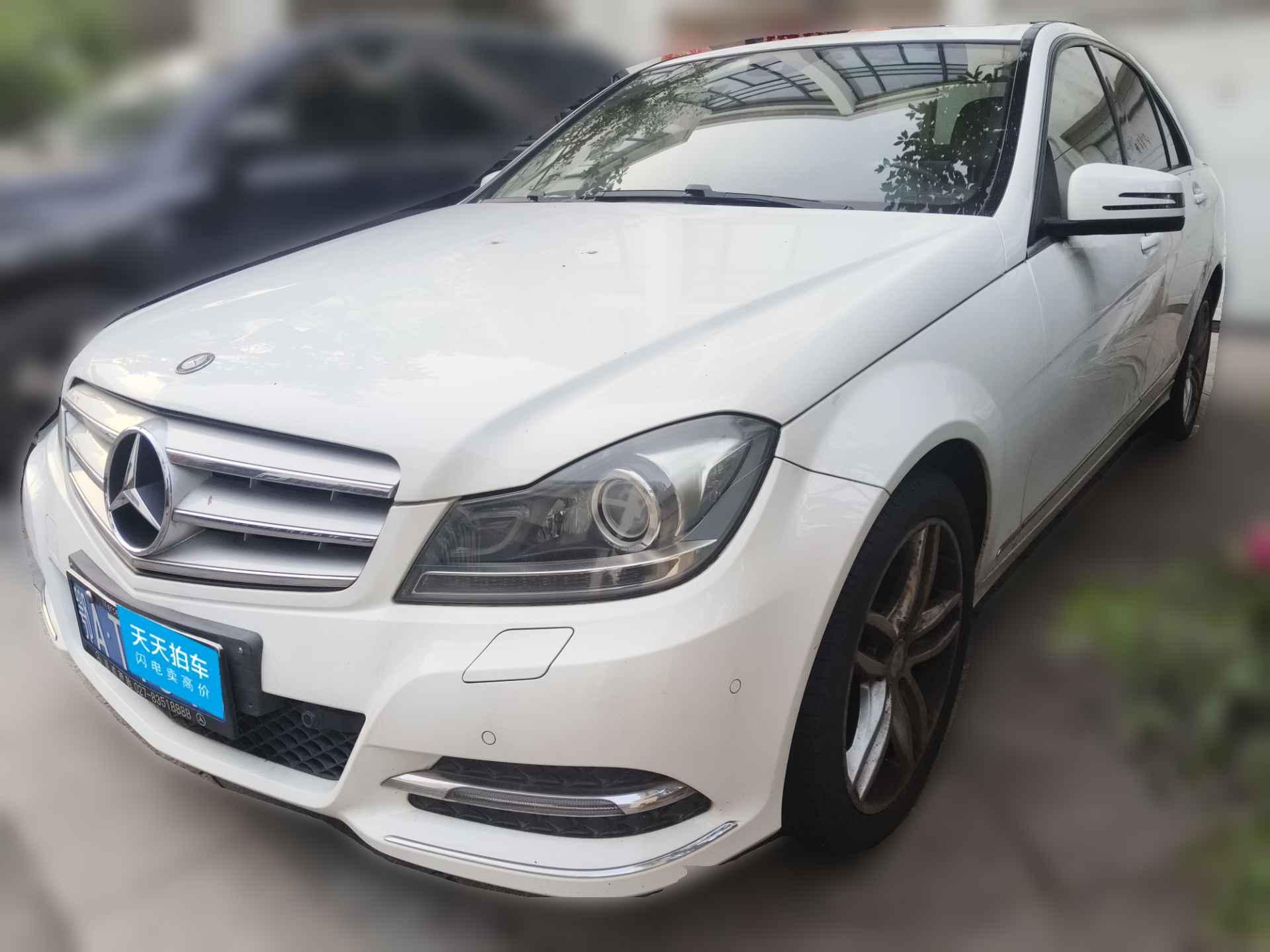 [武汉·鄂A] 奔驰奔驰C级2013款 C 260 CGI 时尚型