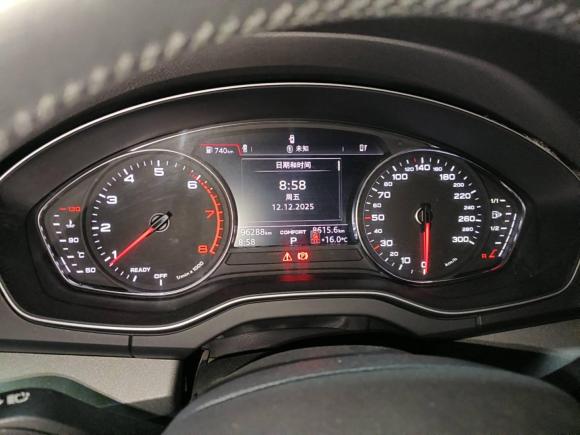 [西安·陕A] 二手奥迪奥迪Q5L2018款 40 TFSI 荣享进取型 国VI