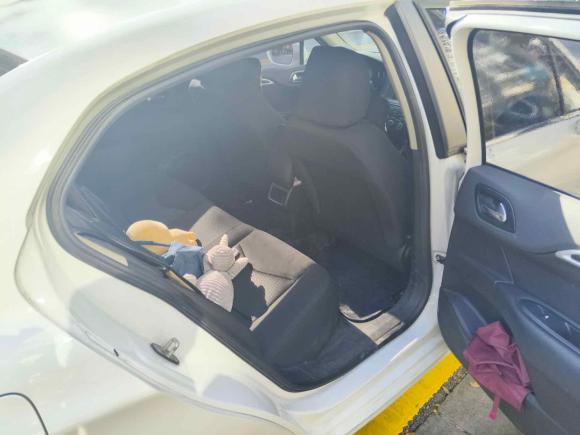 [南京·苏A] 二手雪铁龙雪铁龙C4L2015款 1.8L 自动豪华版