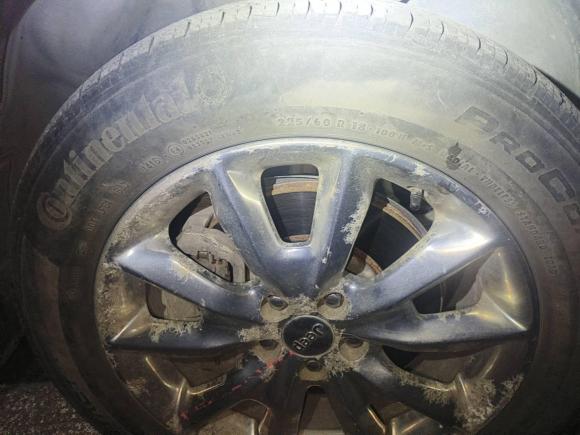 [武汉·鄂A] 二手Jeep自由光2016款 2.4L 优越版