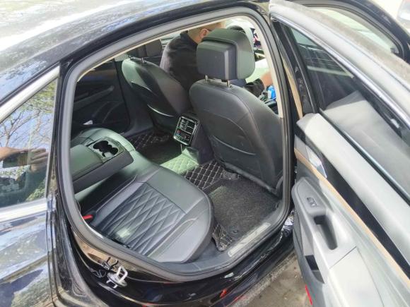 [上海·沪C] 二手大众帕萨特2021款 330TSI 豪华版