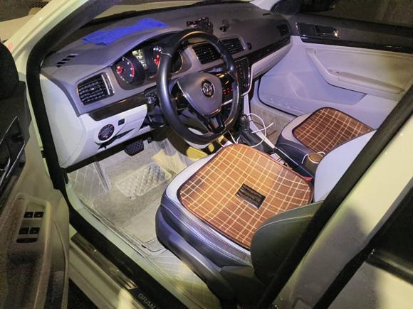 [深圳·粤B] 二手大众朗行2015款 1.6L 自动舒适版