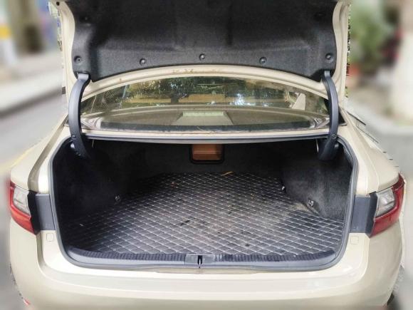 [成都·川A] 二手雷克萨斯雷克萨斯ES2015款 200 精英版