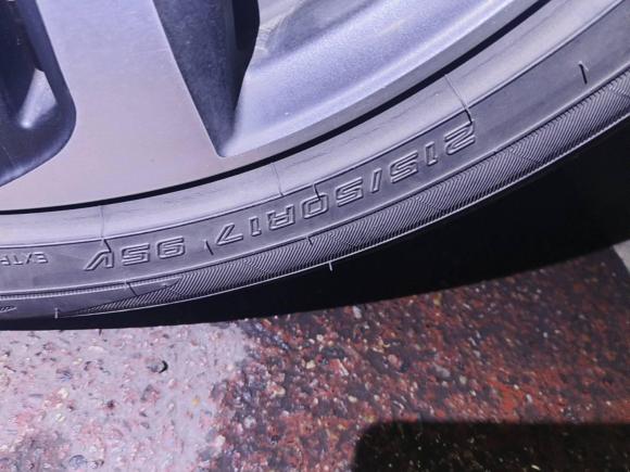 [成都·川A] 二手北京汽车北京EU52018款 R500 智风版