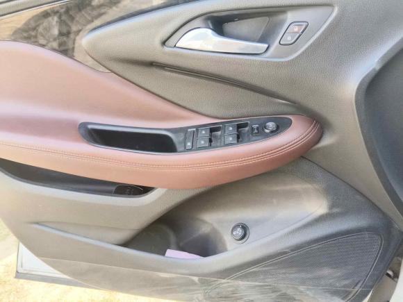 [青岛·鲁B] 二手别克昂科威Plus2014款 28T 四驱豪华型