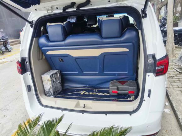 [上海·沪B] 二手别克别克GL82021款 陆上公务舱 652T 舒适型