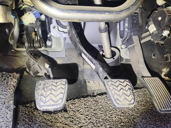 [宁波·浙B] 二手哈弗哈弗H62015款 改款 运动版 1.5T 手动两驱精英型