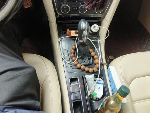 [上海·沪C] 二手大众帕萨特2011款 1.8TSI 自动尊荣版