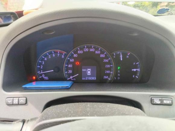 [佛山·粤R] 二手丰田皇冠2011款 2.5L Royal 真皮天窗特别版