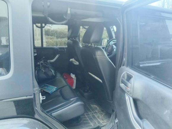 [青岛·鲁B] 二手Jeep牧马人2013款 3.6L Sahara 四门版