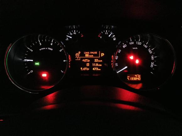 [成都·川A] 二手标致标致30082013款 2.0L 自动潮流版