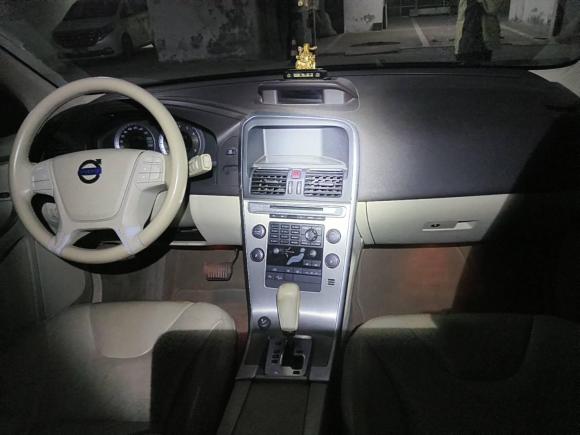 [青岛·鲁B] 二手沃尔沃沃尔沃XC602010款 T6 AWD智雅版