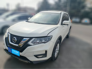 日产奇骏2022款 2.0L 两驱智联臻享版