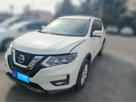 [济南·鲁A] 二手日产奇骏2022款 2.0L 两驱智联臻享版