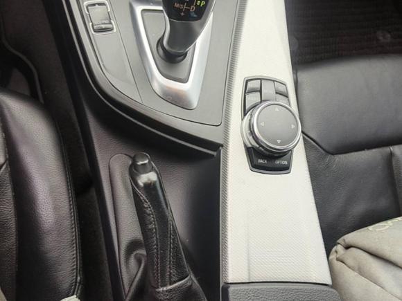 [武汉·鄂A] 二手宝马宝马3系2015款 320i 时尚型