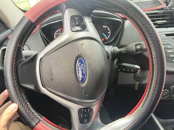 [金华·浙G] 二手福特福睿斯2015款 1.5L 自动时尚型