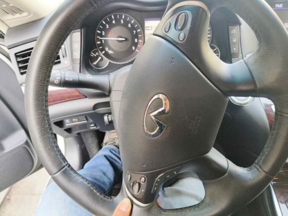 [上海·沪A] 二手英菲尼迪英菲尼迪Q702015款 Q70L 2.5L 悦享版