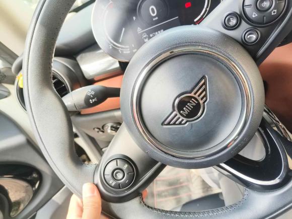 [义乌·浙G] 二手MINIMINI2021款 1.5T COOPER 经典派