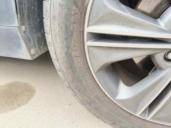 [广州·粤T] 二手现代北京现代ix252015款 1.6L 自动两驱尊贵型DLX