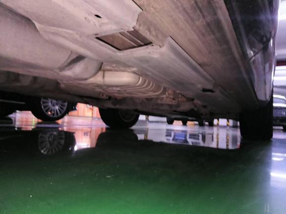 [杭州·浙A] 二手大众途锐2011款 3.0TSI 高配型