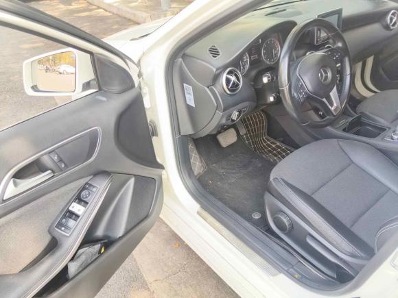 [西安·陕A] 二手奔驰奔驰A级2013款 A 180 时尚型