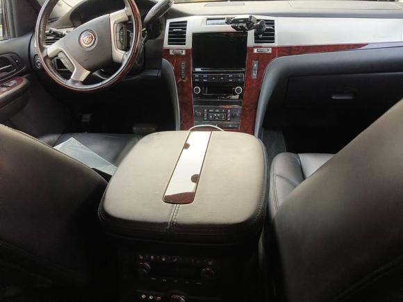 [南昌·赣A] 二手凯迪拉克凯雷德ESCALADE2007款 6.2 AWD