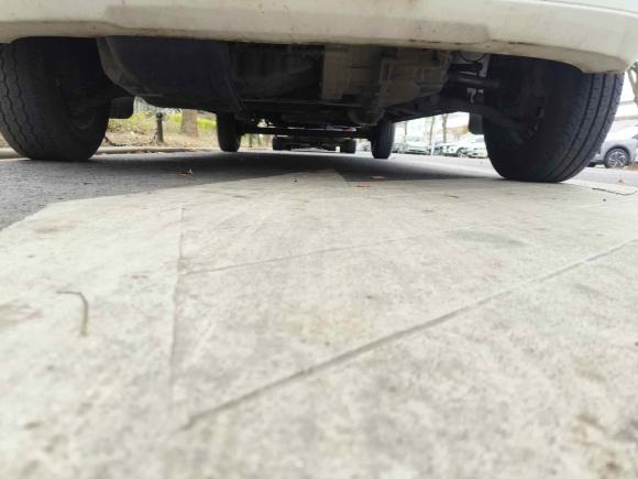 [上海·沪E] 二手上汽大通MAXUS新途V802021款 2.0T 手动经典城配王长轴中顶3座