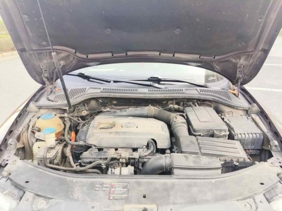 [南京·苏L] 二手斯柯达昊锐2009款 1.8TSI 自动贵雅版