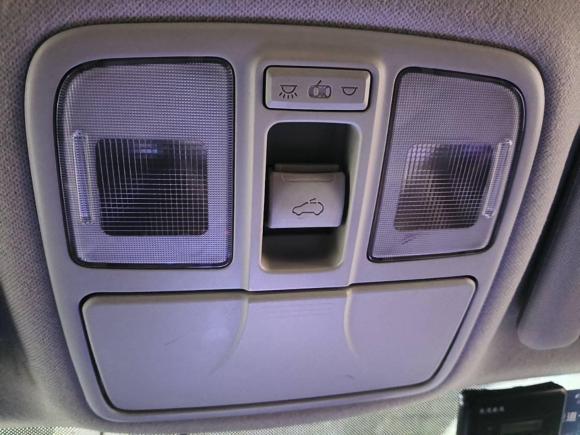 [武汉·鄂A] 二手现代北京现代ix352015款 2.0L 自动两驱智能型 国V