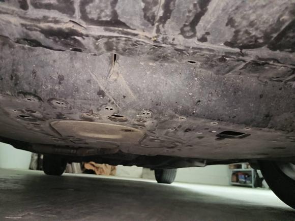 [合肥·皖A] 二手本田缤智2015款 1.8L CVT两驱豪华型