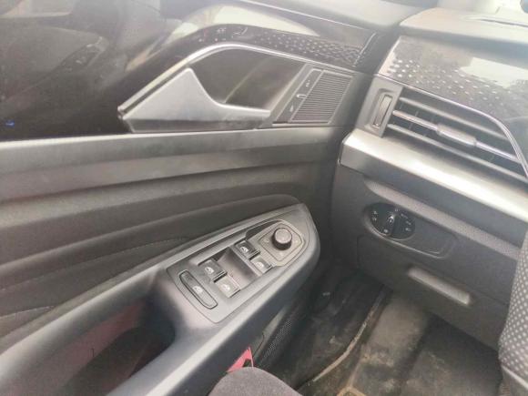 [武汉·鄂A] 二手大众帕萨特2022款 330TSI 豪华版