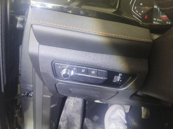 [深圳·粤B] 二手长安长安X7 PLUS2024款 1.5T 自动尊崇型 7座