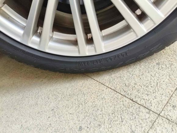 [杭州·浙A] 二手奔驰奔驰E级2010款 E 200 CGI 优雅型