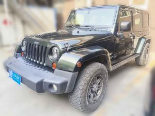 Jeep牧马人2011款 3.8L Sahara 四门版