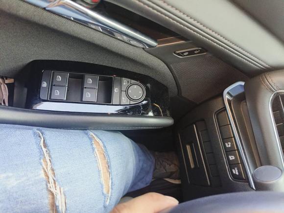 [杭州·浙A] 二手马自达马自达3 昂克赛拉2023款 2.0L 自动质炫版