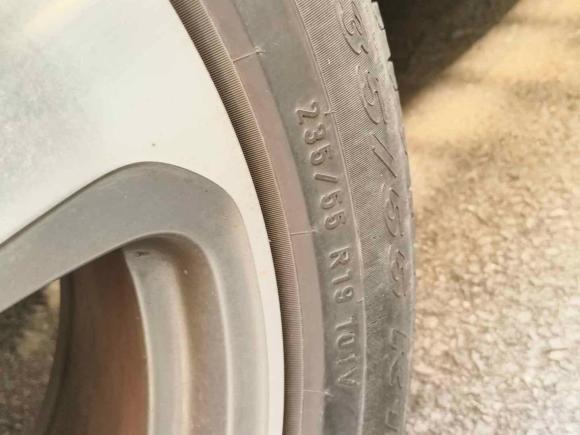 [无锡·苏B] 二手奔驰奔驰GLC2017款 GLC 260 4MATIC 豪华型