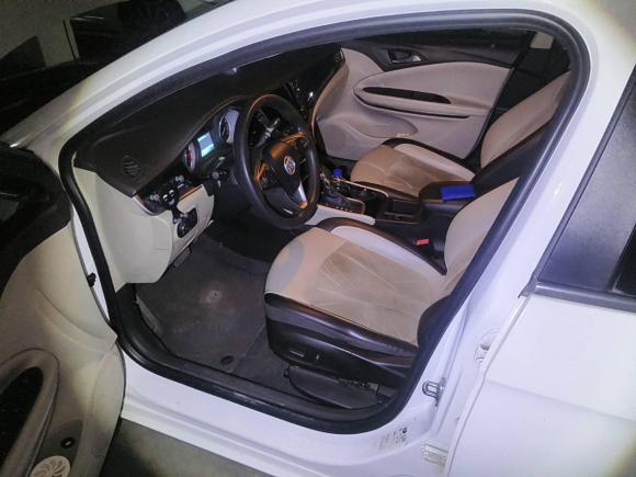 [成都·川A] 二手别克威朗2017款 三厢 15S 自动领先型