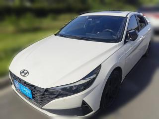 现代伊兰特2022款 1.5L CVT 20周年纪念款