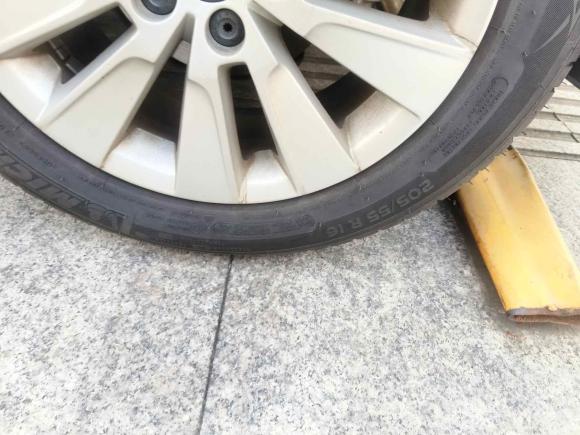 [常州·苏D] 二手大众朗逸2013款 1.6L 自动舒适版