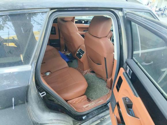 [无锡·苏B] 二手众泰众泰T7002017款 1.8T 双离合尊贵型贺岁版