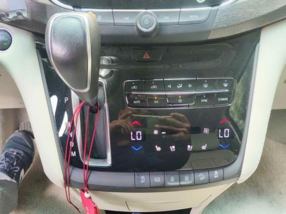 [上海·沪A] 二手别克别克GL82017款 28T Avenir艾维亚 国V