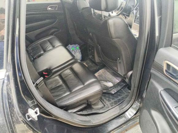 [南昌·赣A] 二手Jeep大切诺基2014款 3.0TD 柴油 舒享导航版