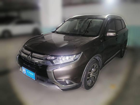 [上海·沪B] 二手三菱欧蓝德2018款 2.0L 两驱荣耀版 5座