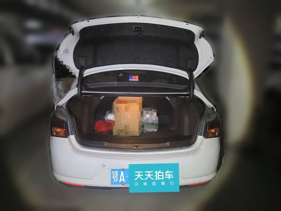 [武汉·鄂A] 二手别克威朗2018款 三厢 15S 自动进取型