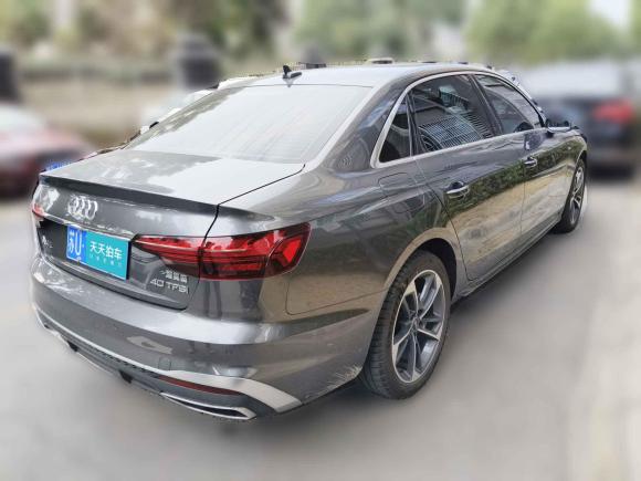 [上海·苏U] 二手奥迪奥迪A4L2023款 40 TFSI 时尚动感型