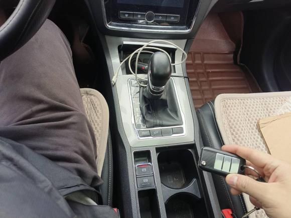 [杭州·豫D] 二手荣威荣威RX52018款 20T 两驱自动互联网智惠版