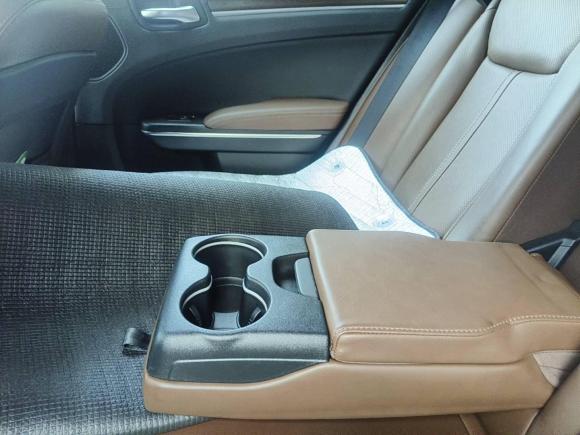 [嘉兴·浙F] 二手克莱斯勒克莱斯勒300C2014款 3.0L 卓越版