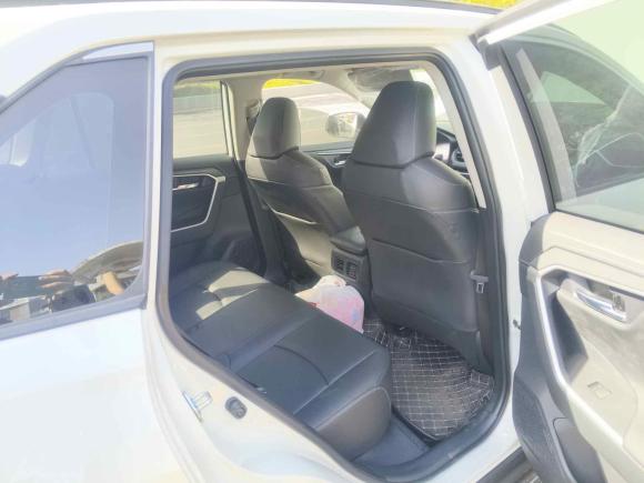 [南京·苏A] 二手丰田RAV4荣放2023款 2.0L CVT两驱风尚Plus版