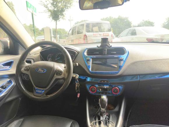 [杭州·赣E] 二手福特福睿斯2015款 1.5L 自动时尚型